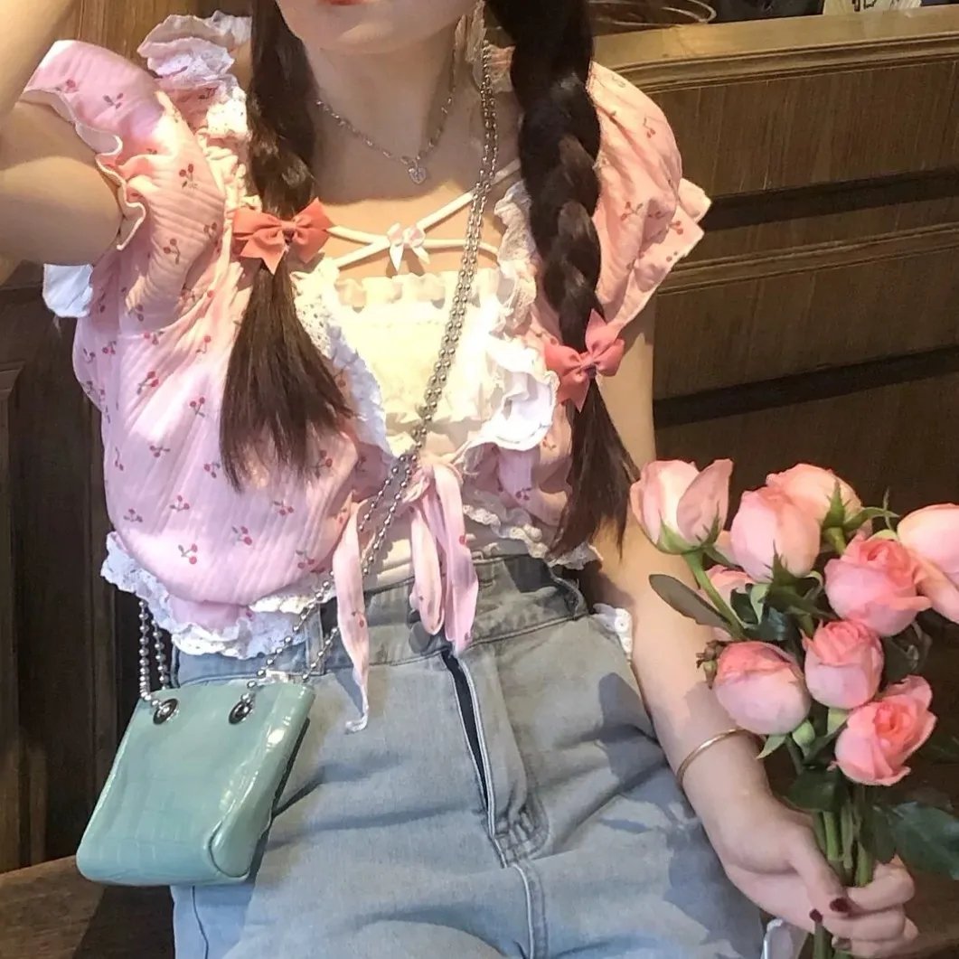 女孩,母亲与恶魔 在线观看